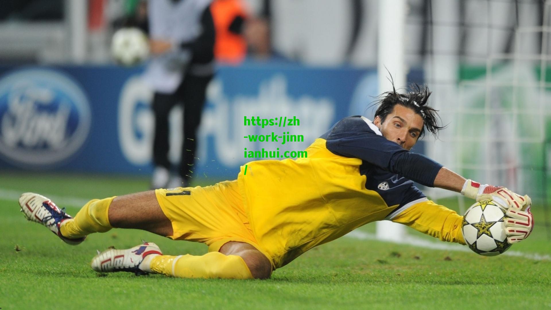  金年会官网：罗马诺确认，弗里克今日正式签约巴萨，拉菲尼亚成下一个焦点