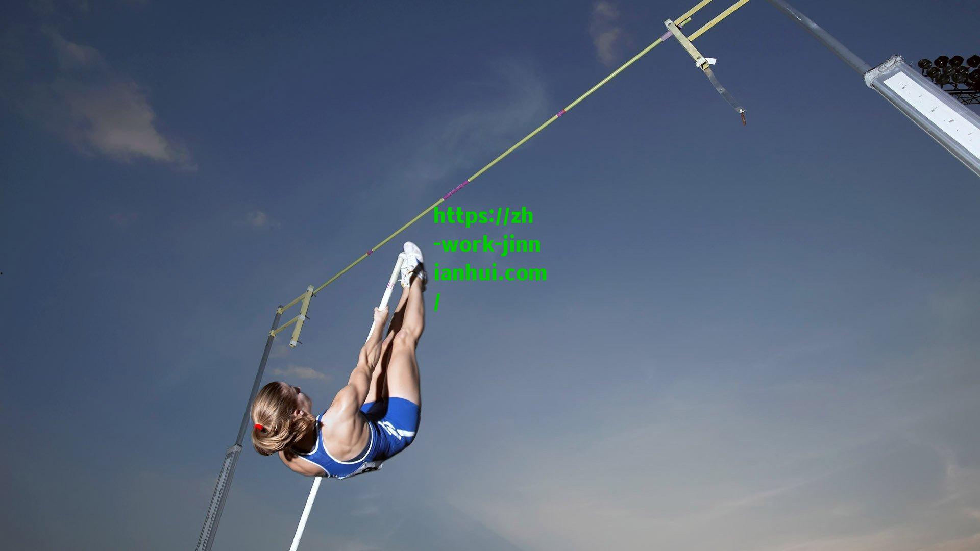 国足防守失误频发，记者痛批，毫无意义的动作送点球，水平差距必须正视！