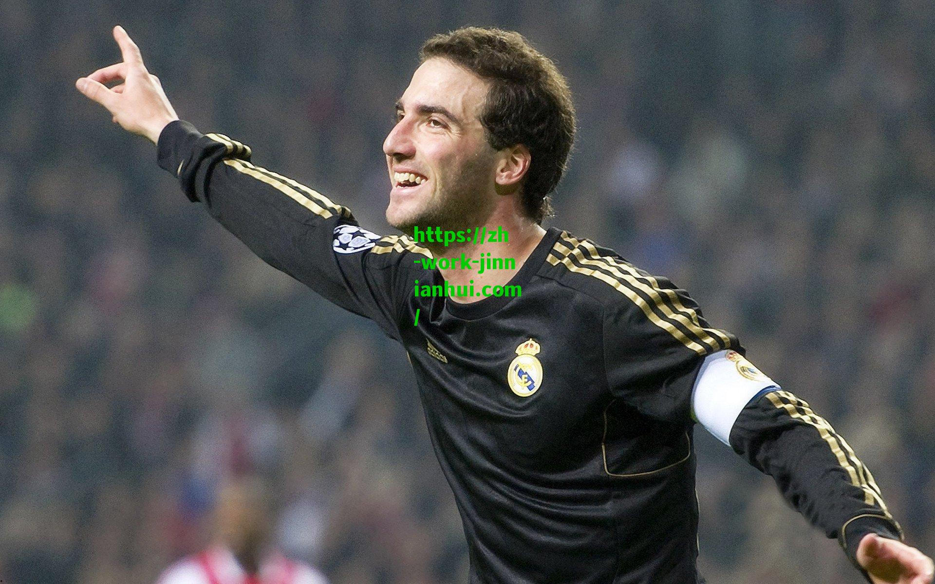 意大利球员德转历史身价榜揭晓，巴雷拉与巴斯托尼以8000万欧元并列榜首，新时代蓝衣军团价值飙升